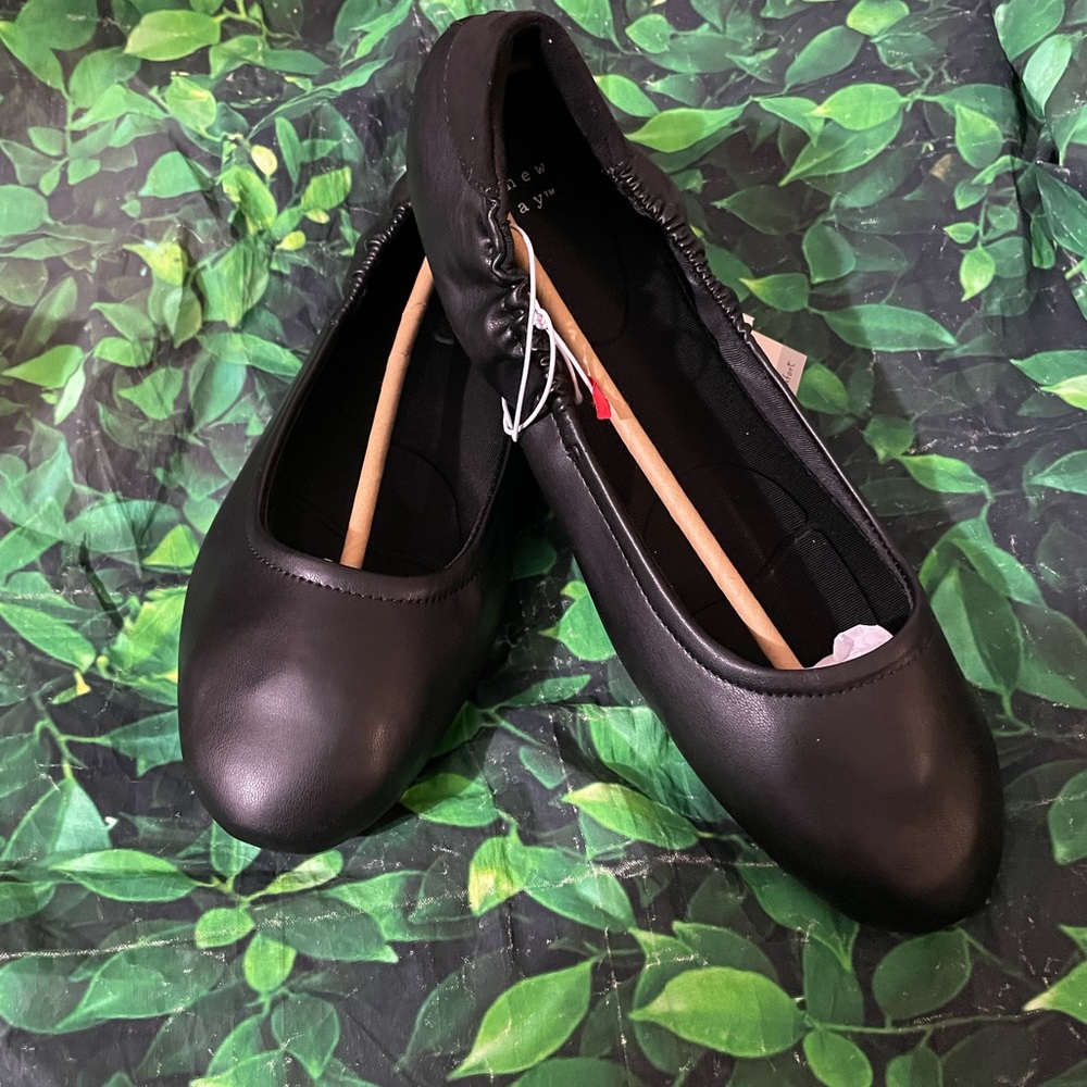 Black flats